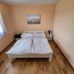 2 In Marica Pula